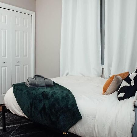 Modern & Spacious Stay In Historic Bronzeville Chicago Esterno foto