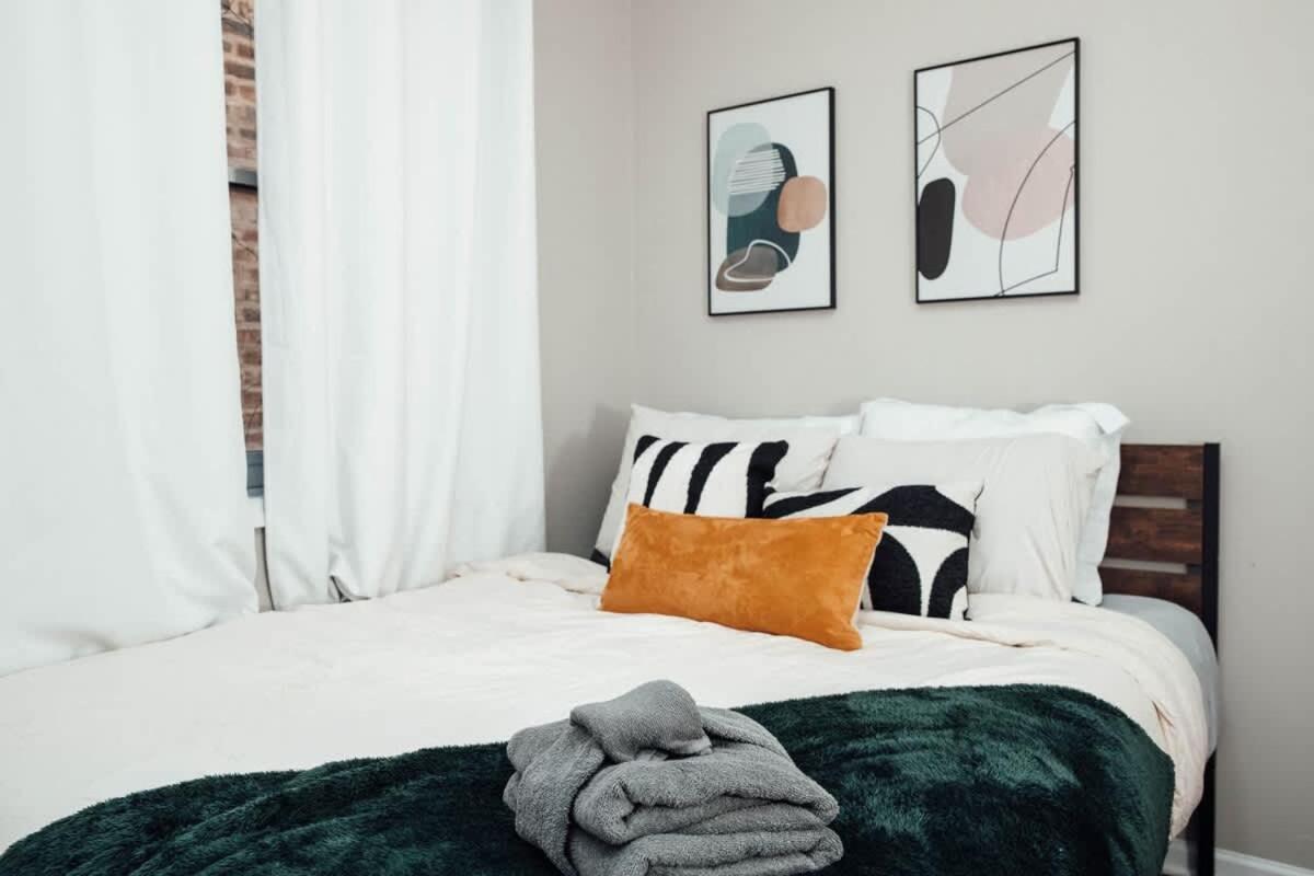 Modern & Spacious Stay In Historic Bronzeville Chicago Esterno foto