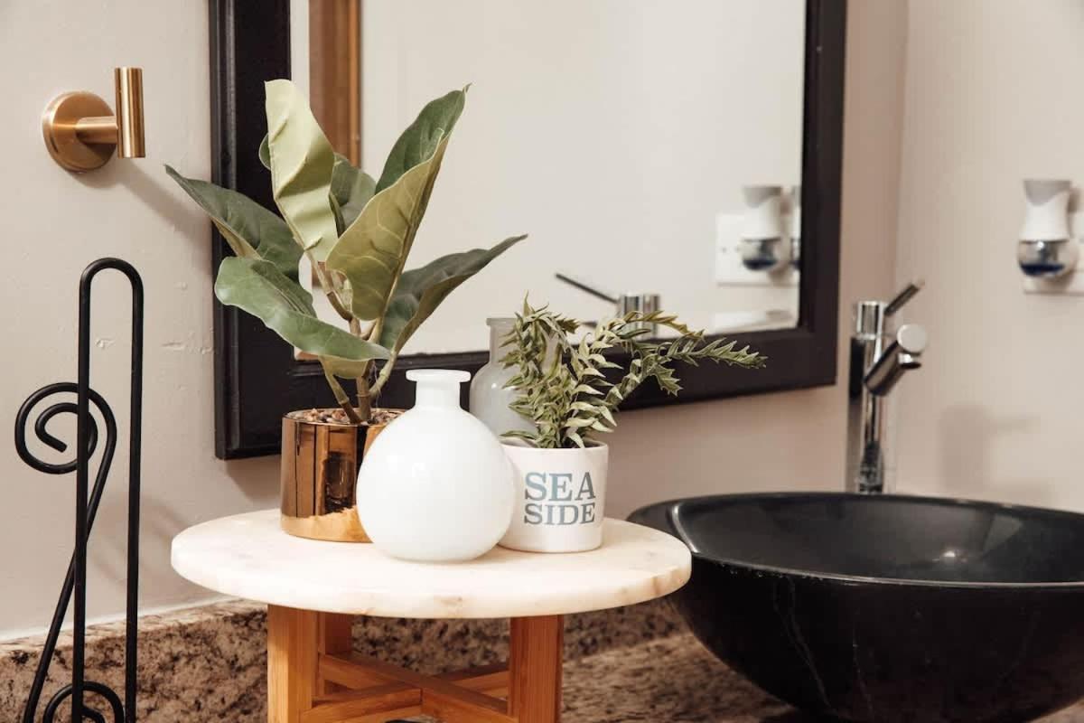 Modern & Spacious Stay In Historic Bronzeville Chicago Esterno foto