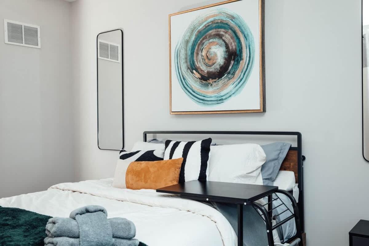 Modern & Spacious Stay In Historic Bronzeville Chicago Esterno foto