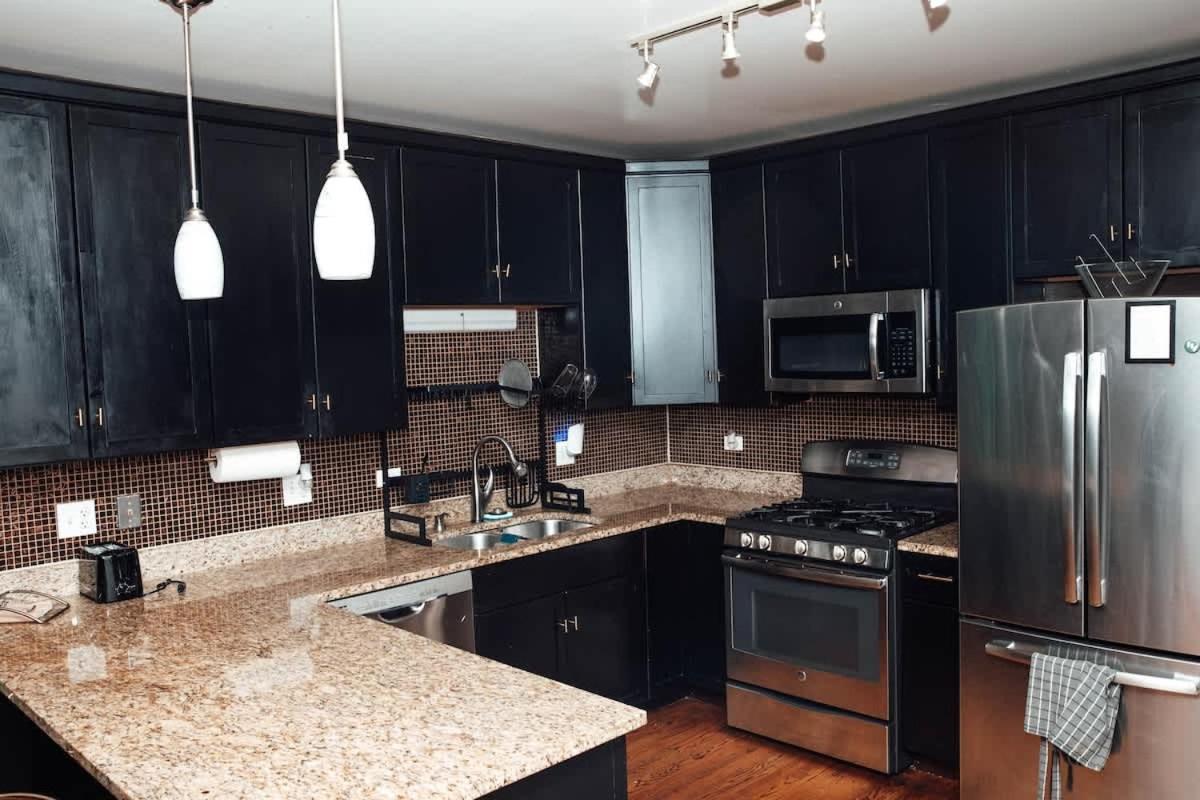 Modern & Spacious Stay In Historic Bronzeville Chicago Esterno foto